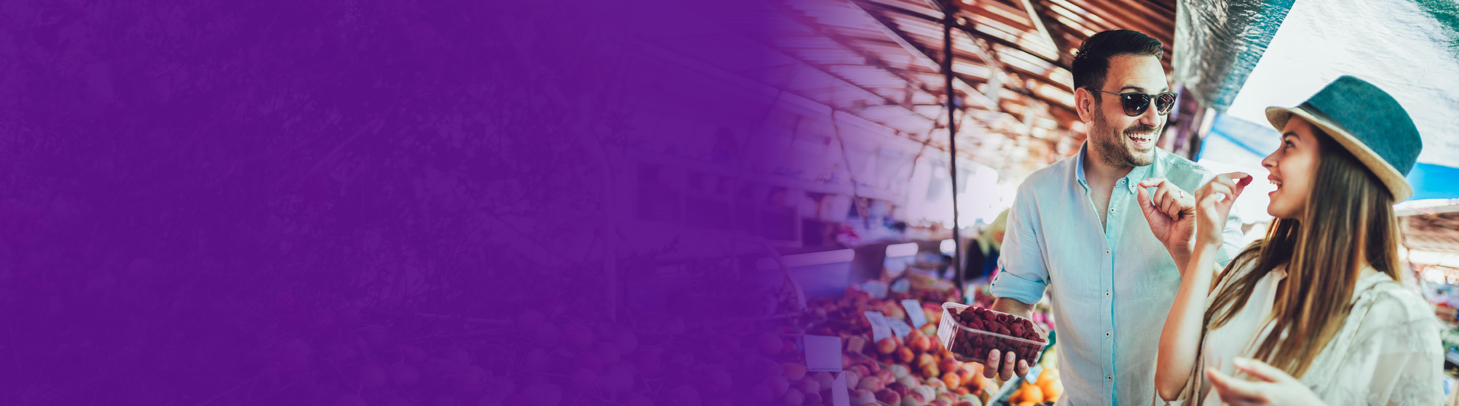 couple at a farmers market